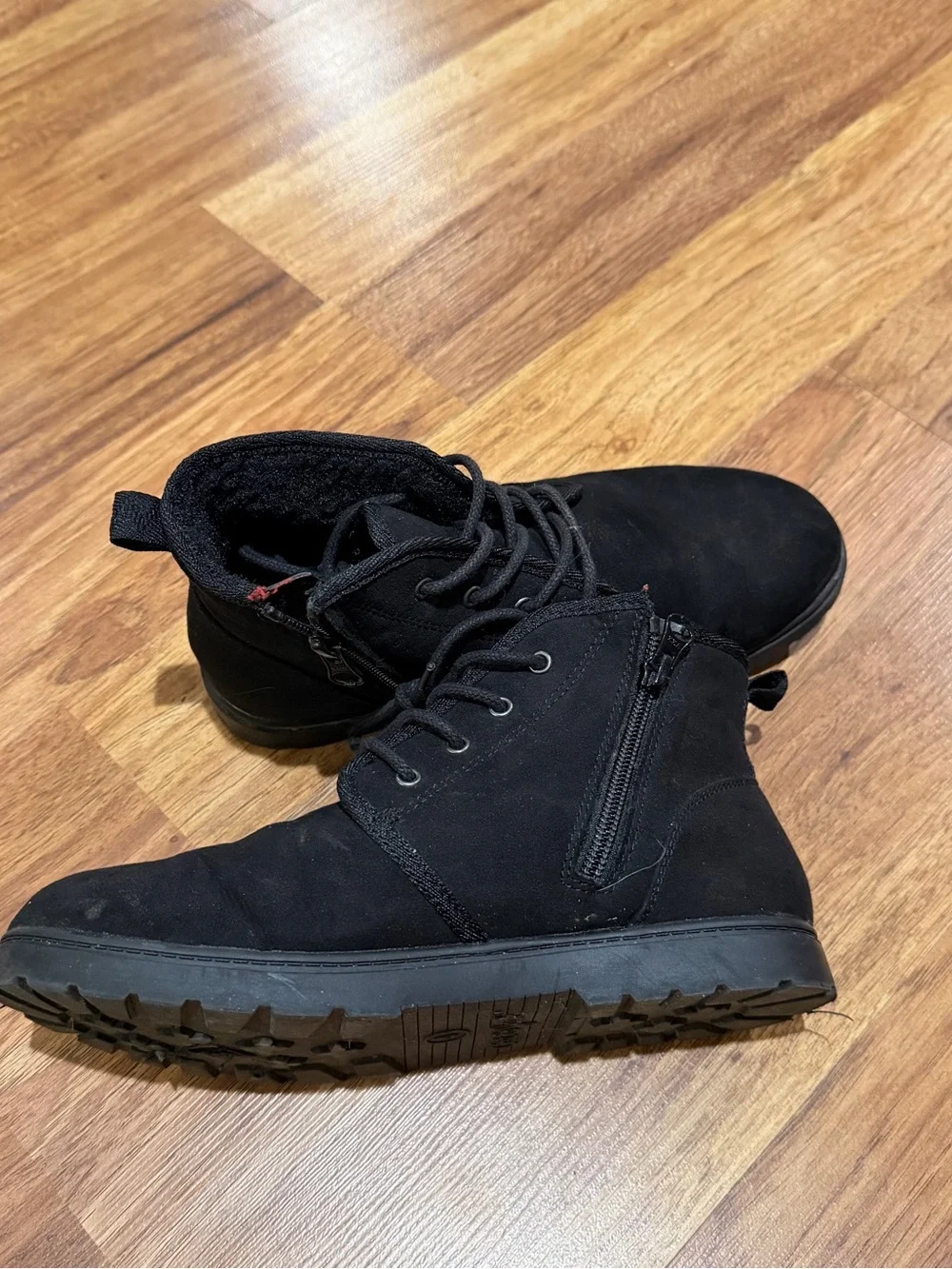 Target classic black